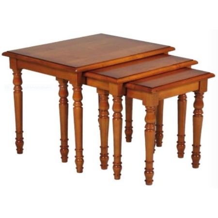 3 tables gigognes en merisier massif